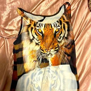 Tiger top